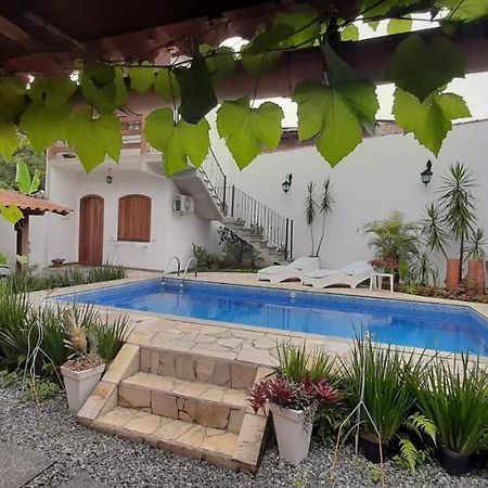 Suites Beija-Flor باراتي المظهر الخارجي الصورة